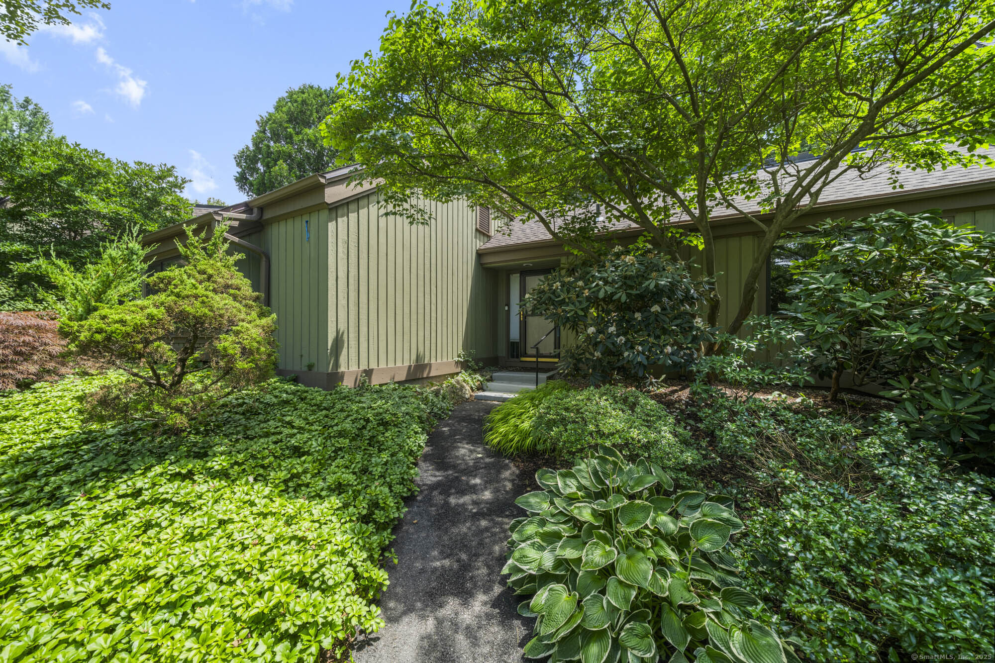 737 Heritage Village A