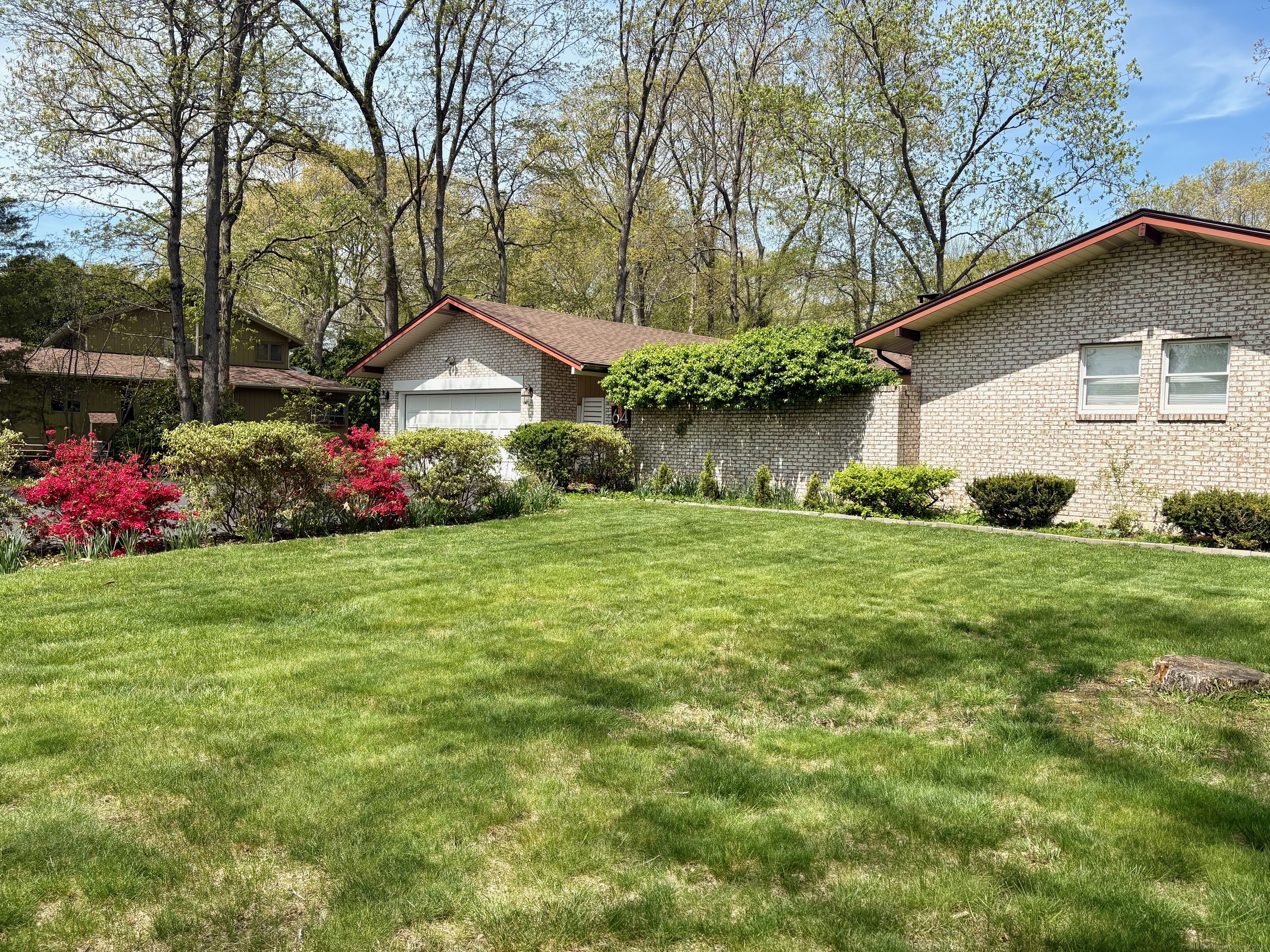 64 Sherwood Lane
