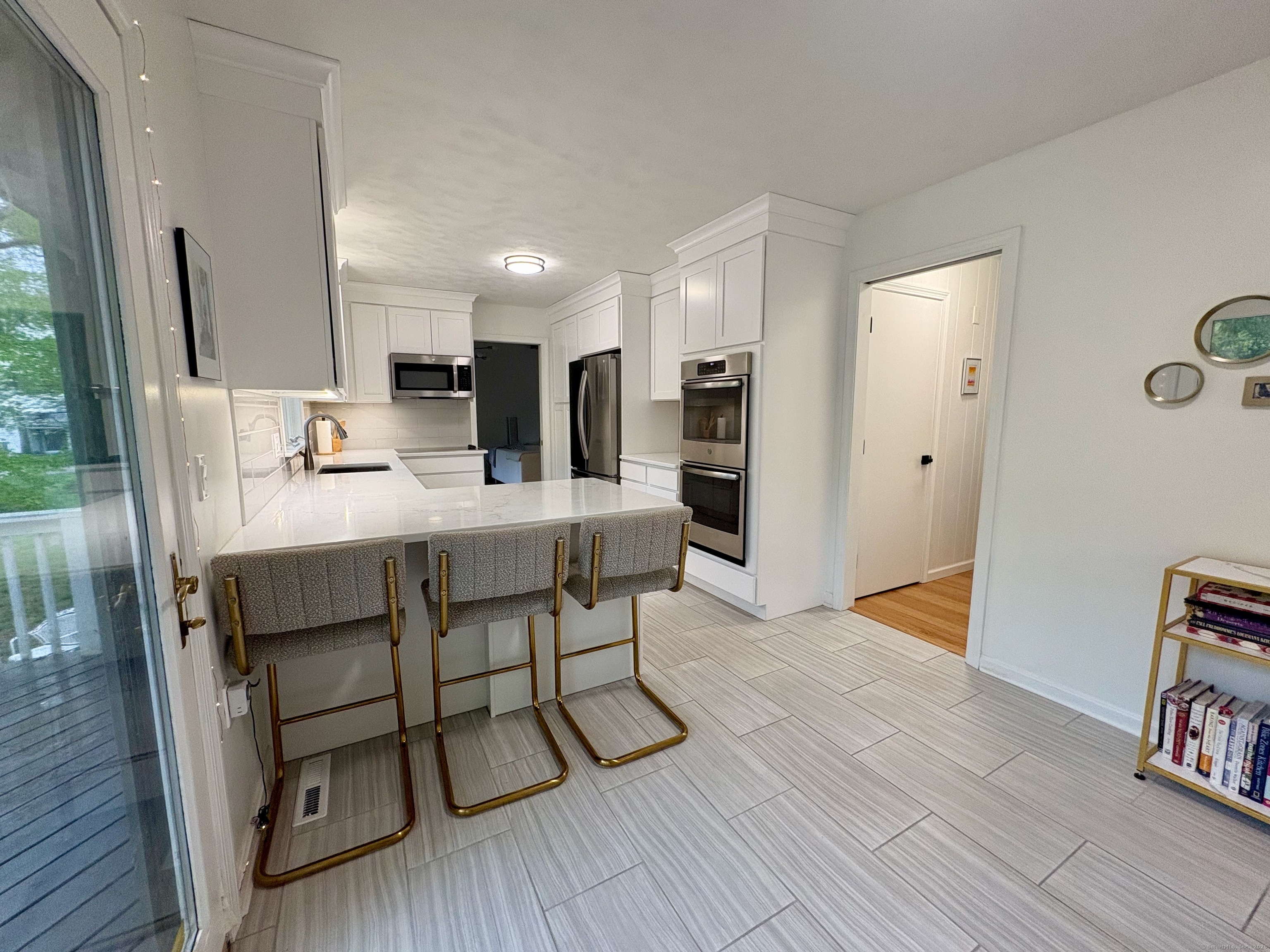 64 Sherwood Lane, Norwich, Connecticut image 8