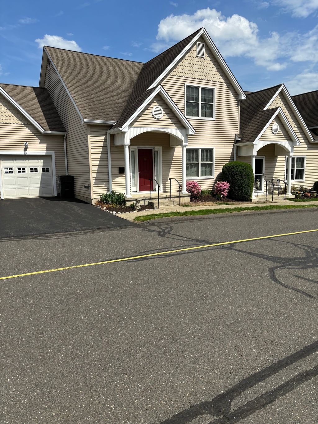 Photo of 12 Heron View Road #12, New Fairfield, CT 06812 (MLS # 24136009)