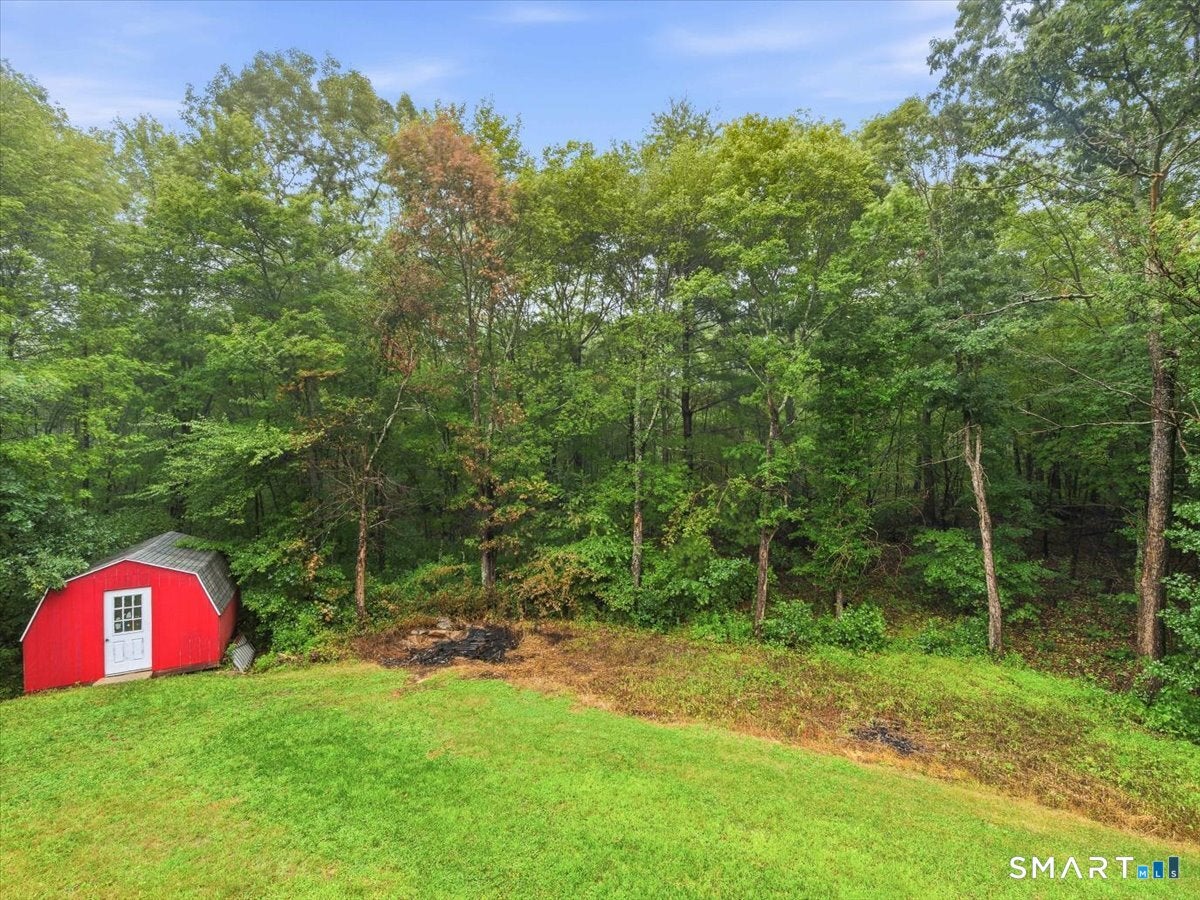 816 Gibson Hill Road