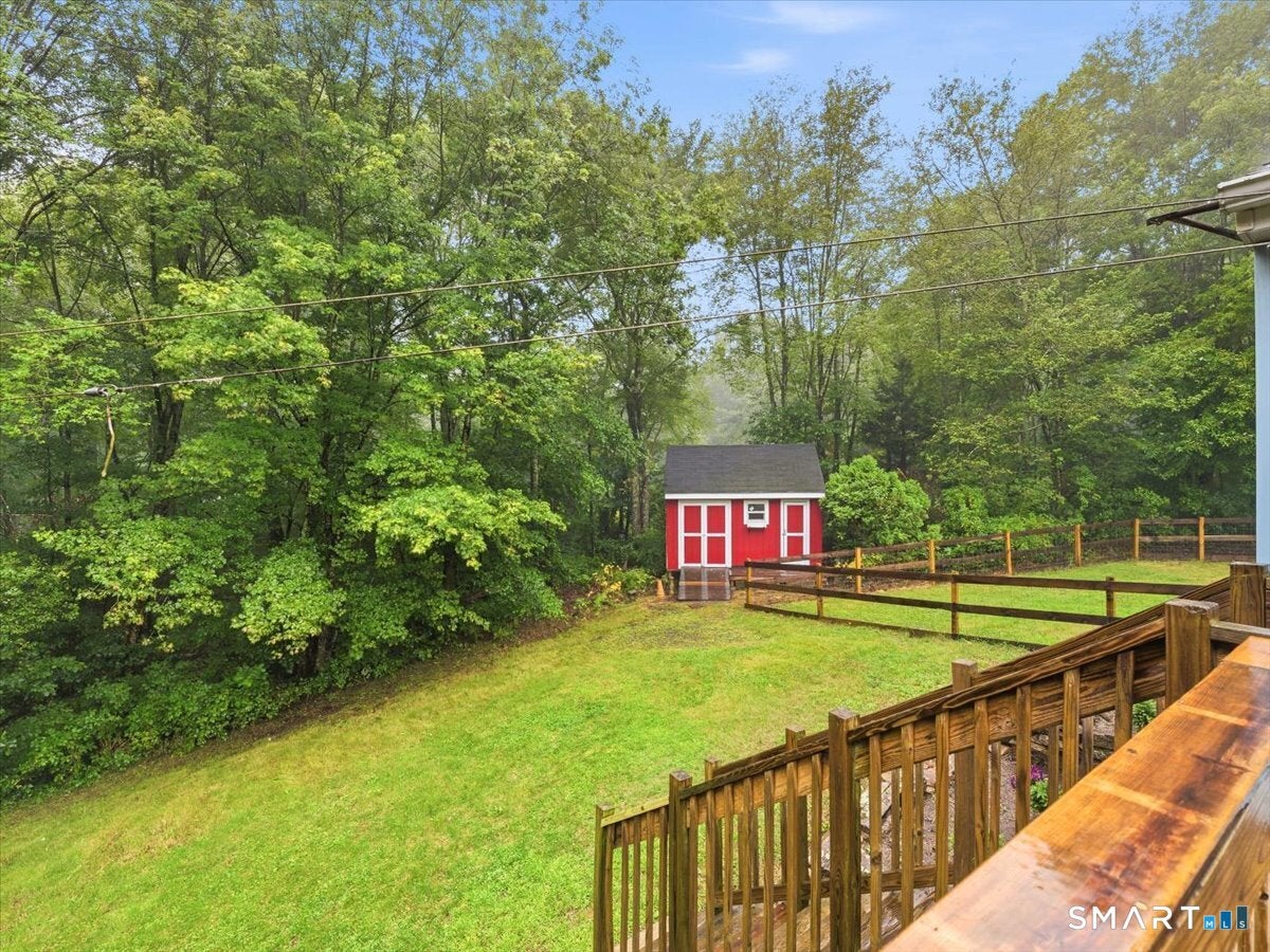 816 Gibson Hill Road
