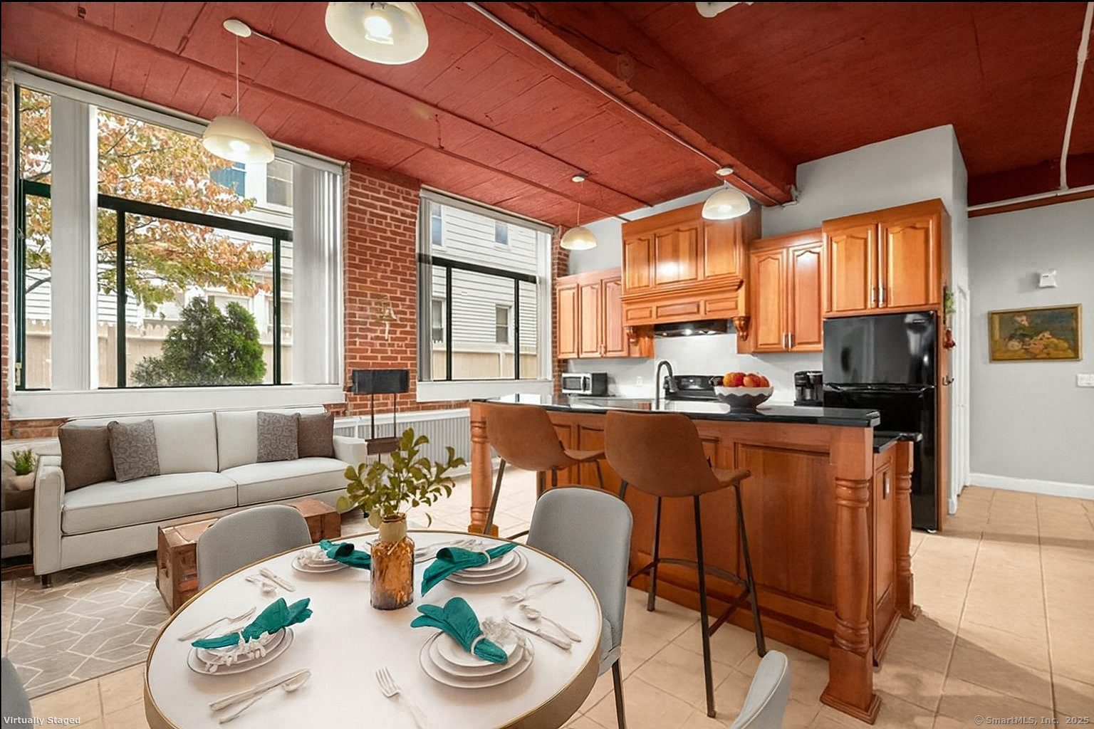 390 Charles Street APT 106