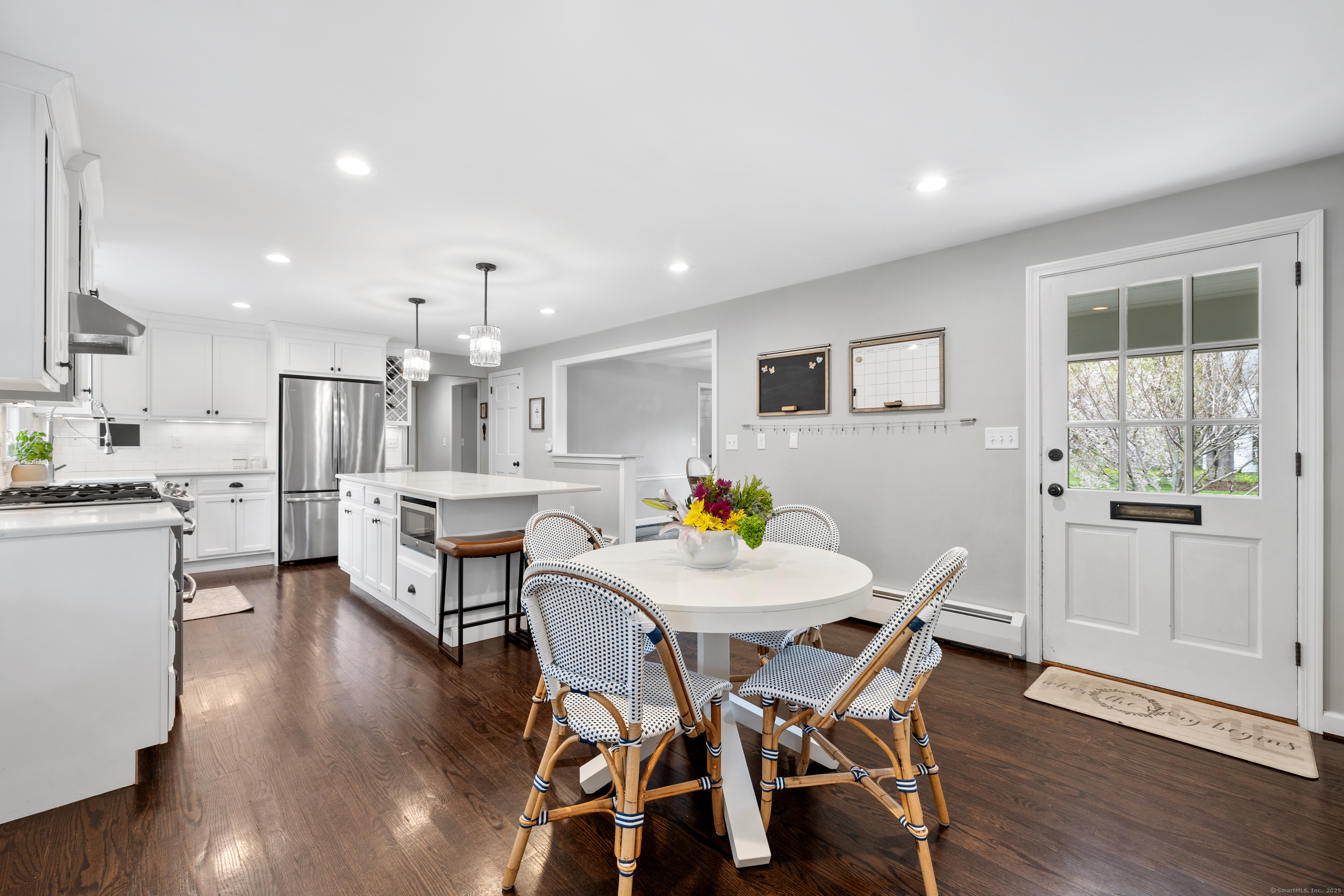 19 Juniper Lane, West Hartford, Connecticut image 5