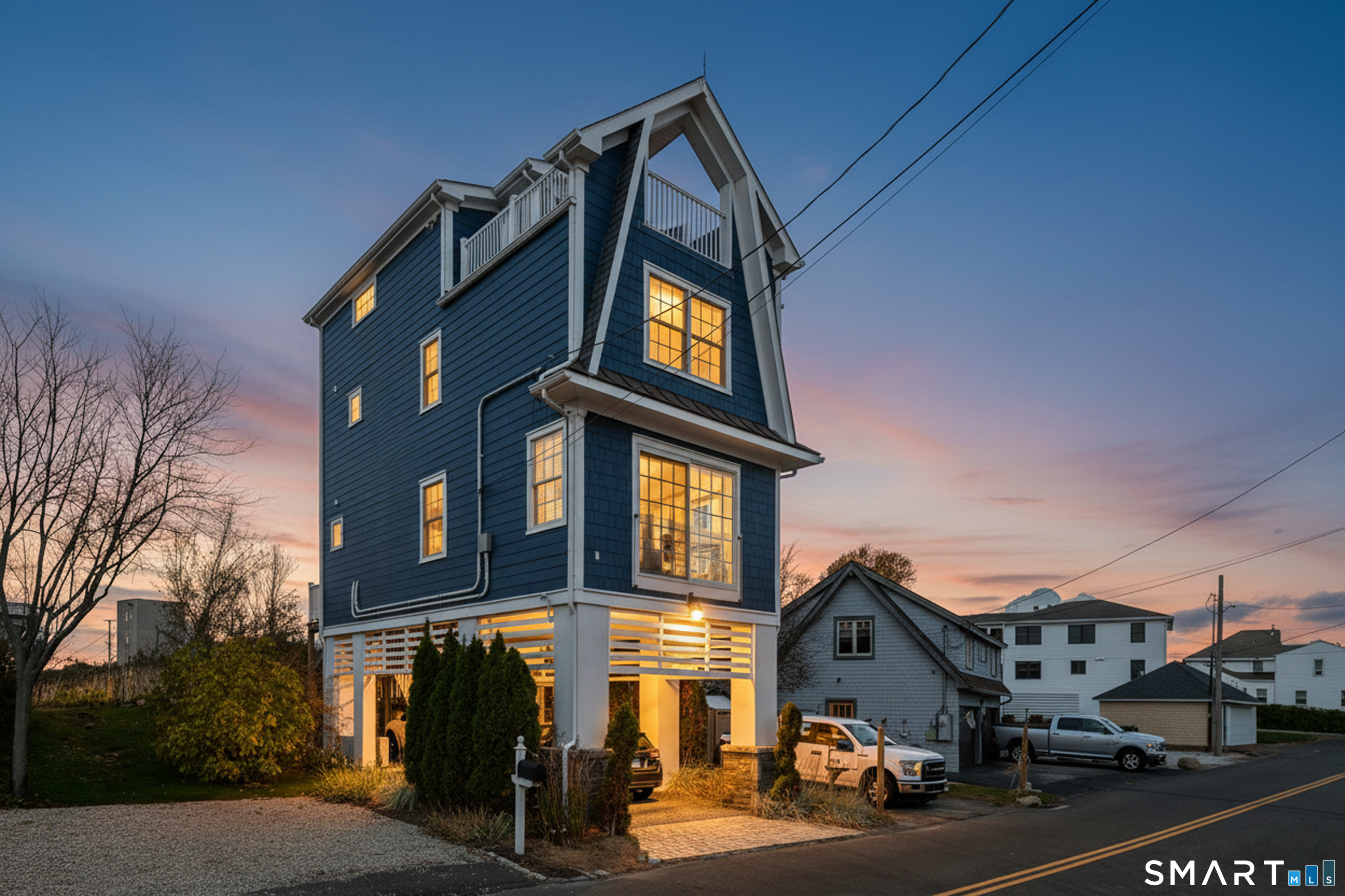 1140 Fairfield Beach Road