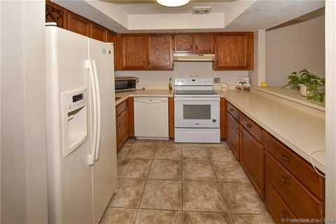 Tiny photo for 605 Spring Meadow Road #605, South Windsor, CT 06074 (MLS # 24153447)