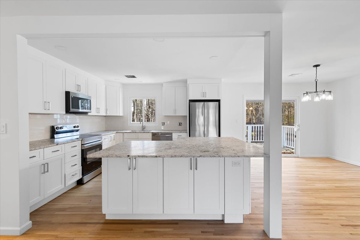 123 Old Hawleyville Road