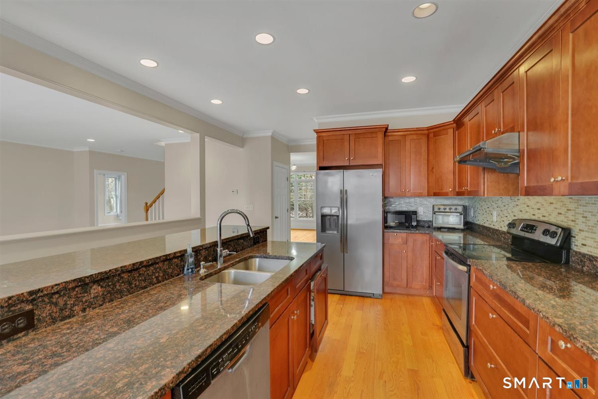 30 Beacon Hill Drive