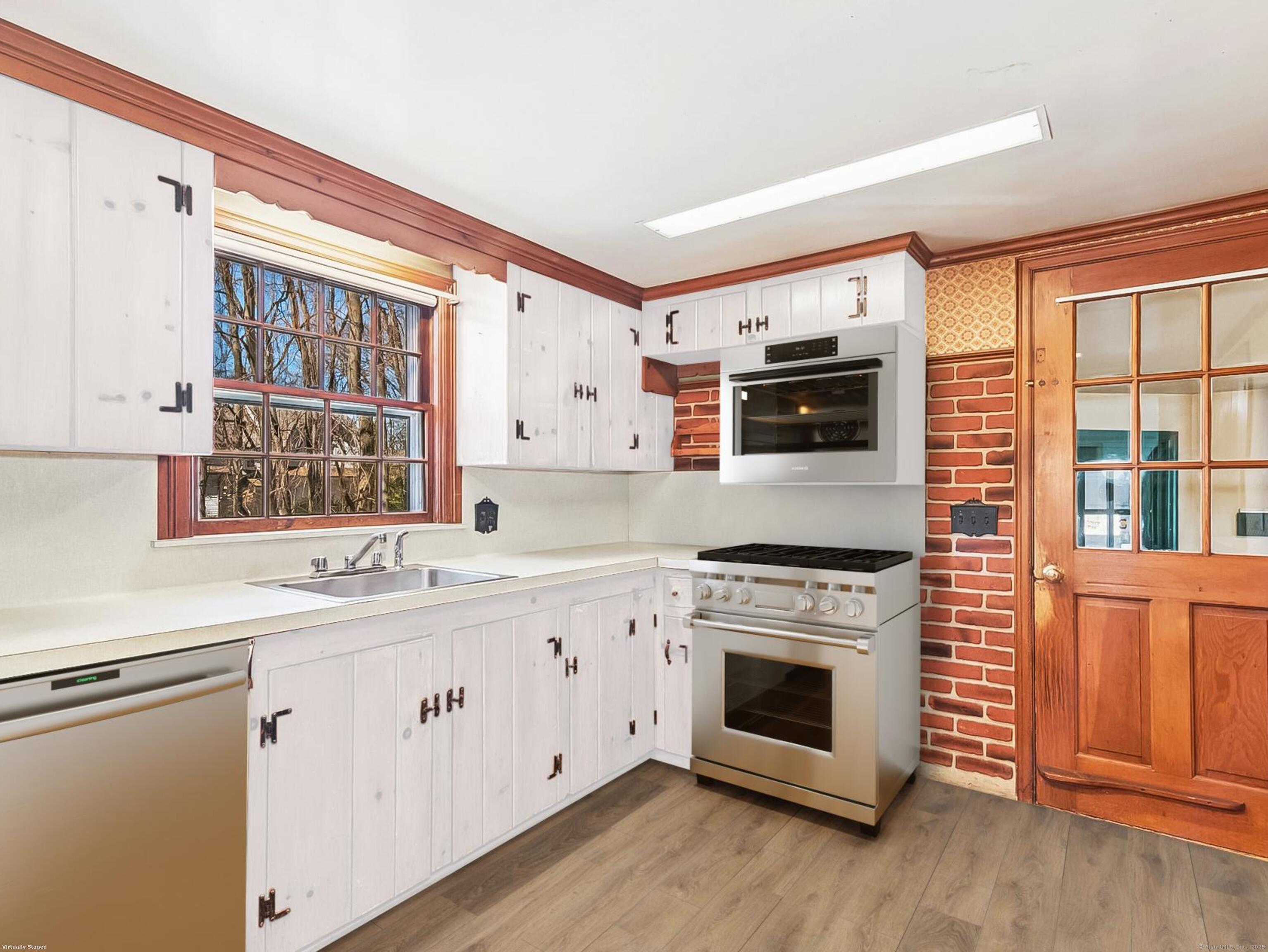 13 Pasture Lane, Darien, Connecticut image 14