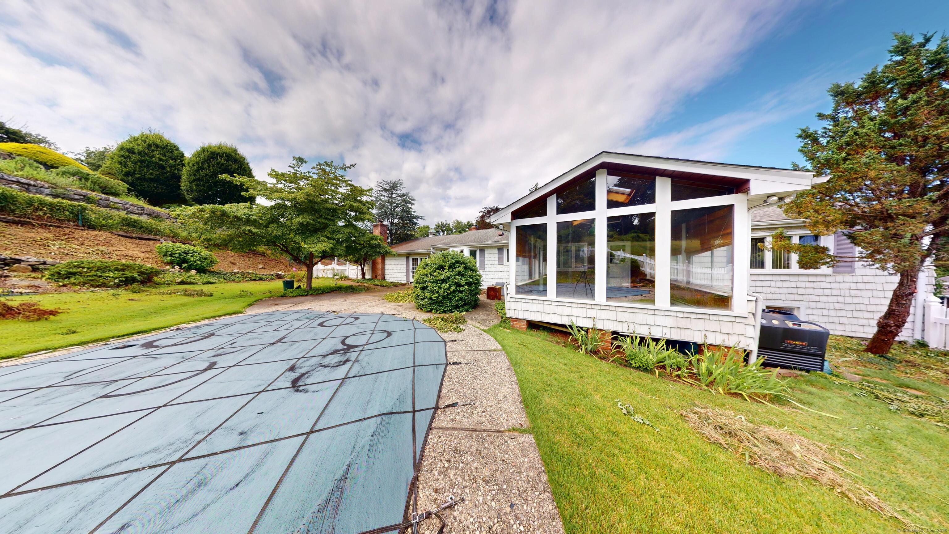 53 West Hill Circle