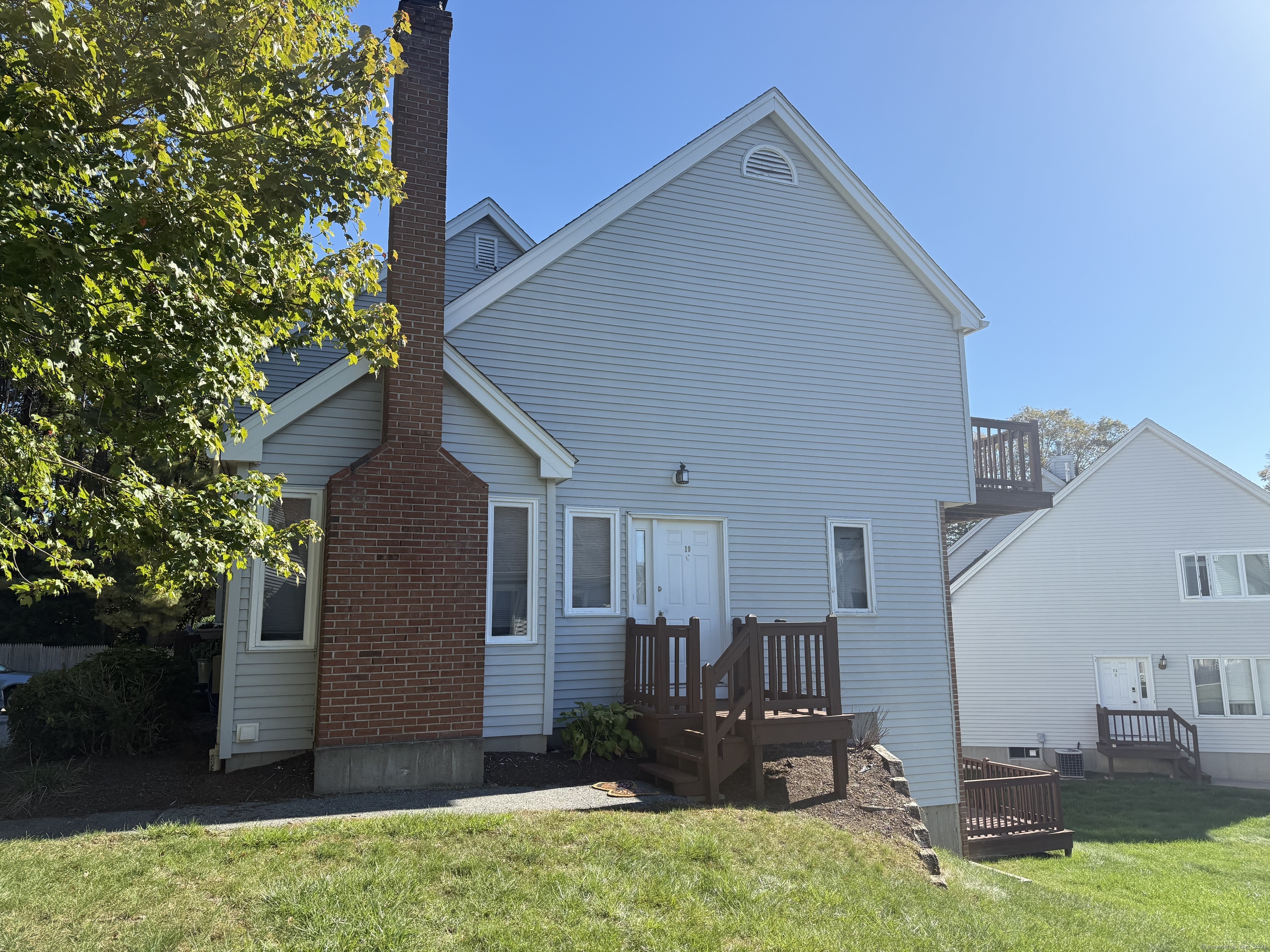 19 Eastbrook Heights C