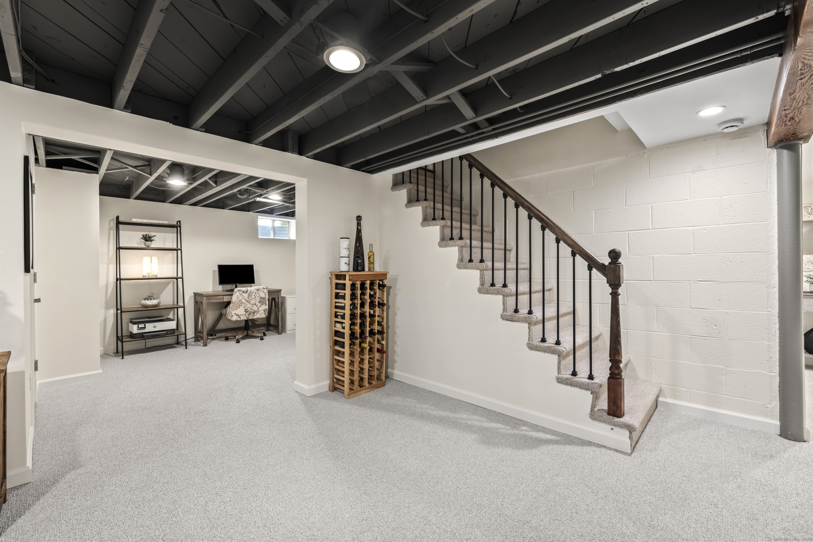 West Hartford, Connecticut 06107, United States, 3 Bedrooms Bedrooms, ,2 BathroomsBathrooms,Residential,Pending,147931