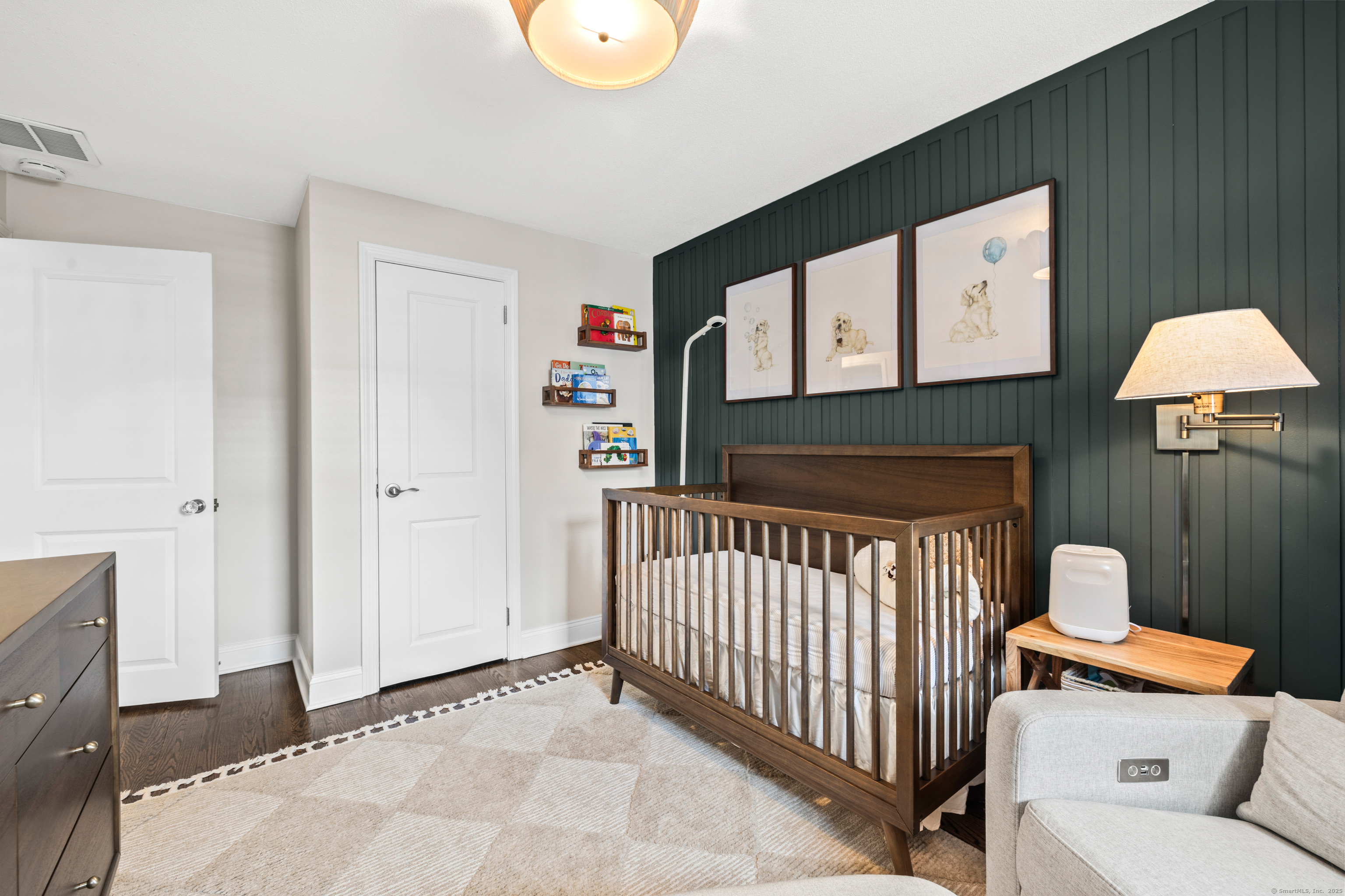 West Hartford, Connecticut 06107, United States, 3 Bedrooms Bedrooms, ,2 BathroomsBathrooms,Residential,Pending,147931