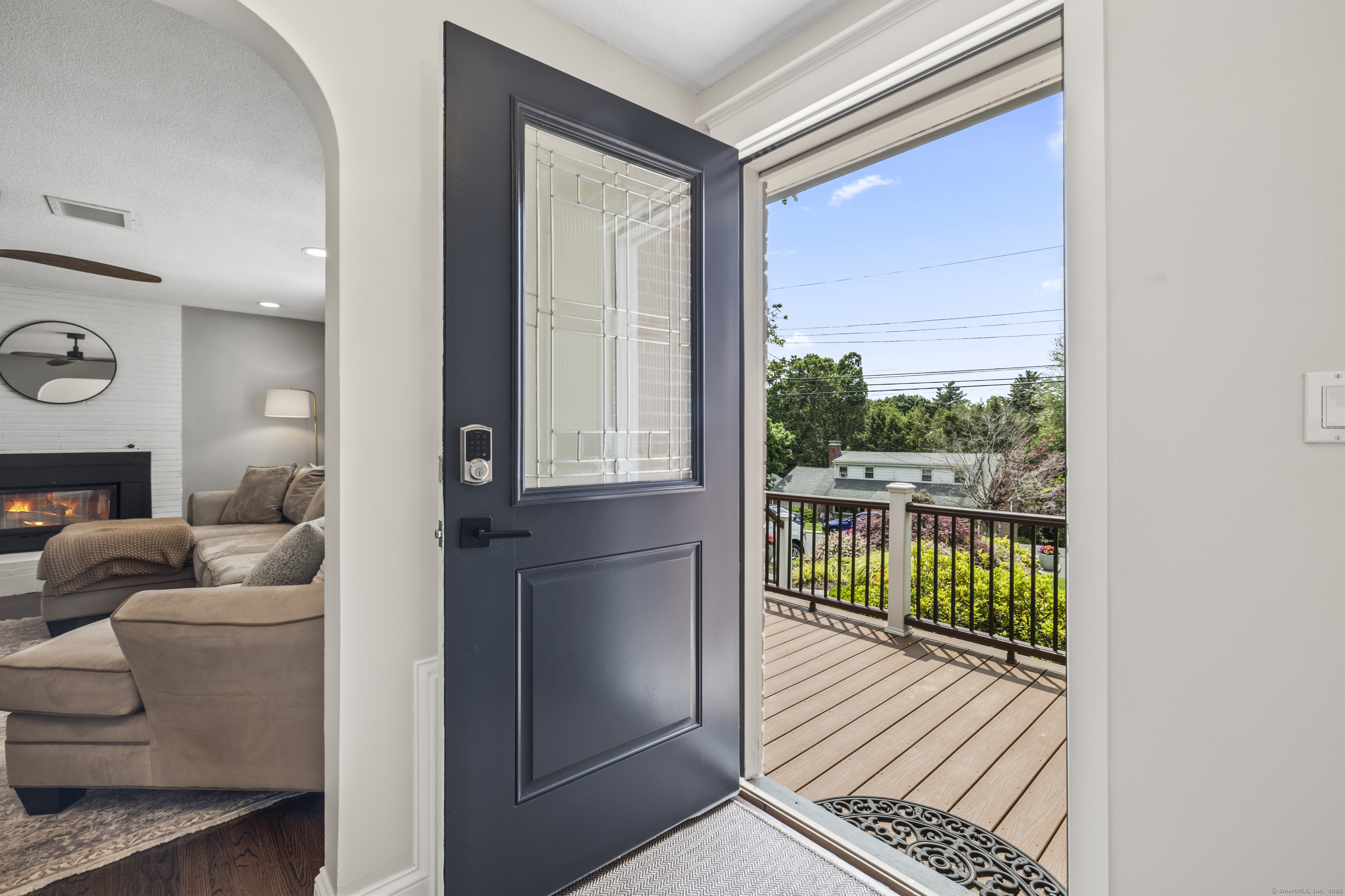 West Hartford, Connecticut 06107, United States, 3 Bedrooms Bedrooms, ,2 BathroomsBathrooms,Residential,Pending,147931