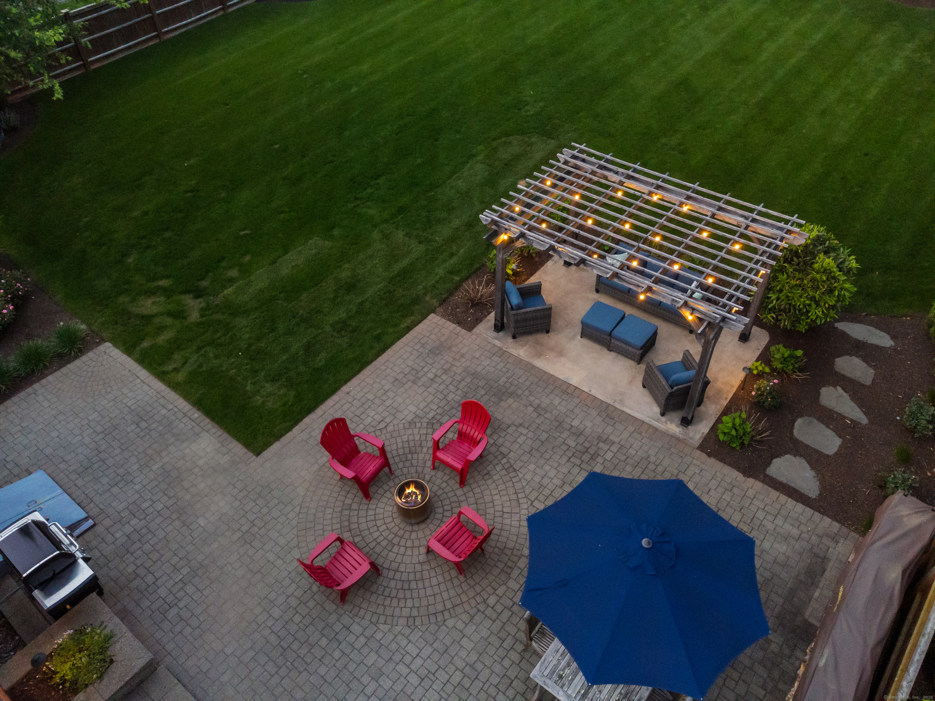 West Hartford, Connecticut 06107, United States, 3 Bedrooms Bedrooms, ,2 BathroomsBathrooms,Residential,Pending,147931