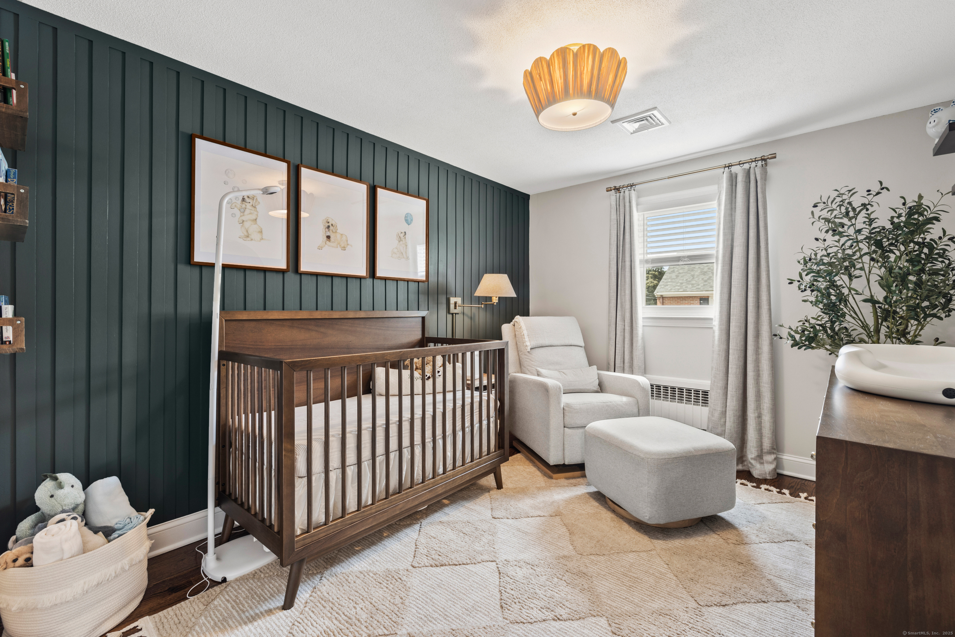 West Hartford, Connecticut 06107, United States, 3 Bedrooms Bedrooms, ,2 BathroomsBathrooms,Residential,Pending,147931