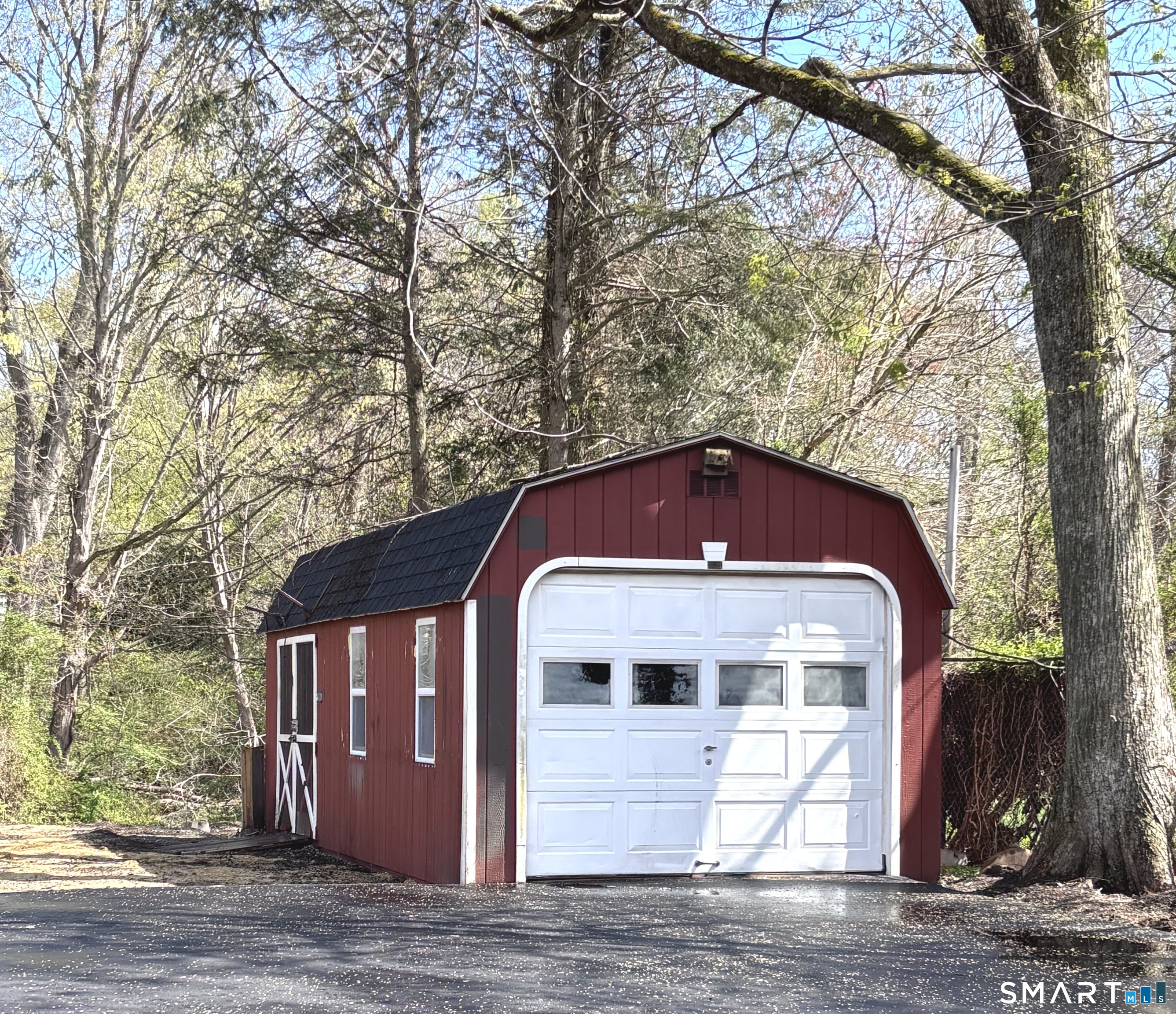 1107 North High Street