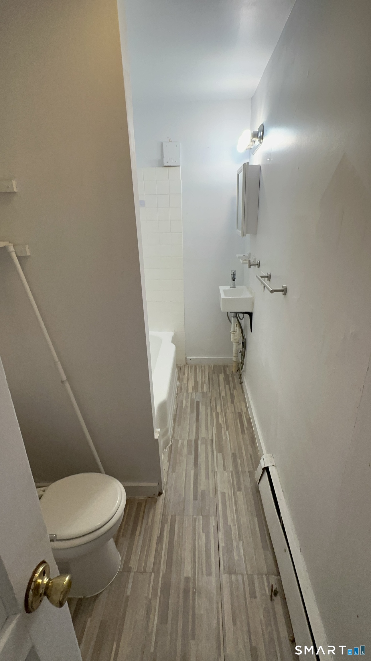 14 Lester Street 2L