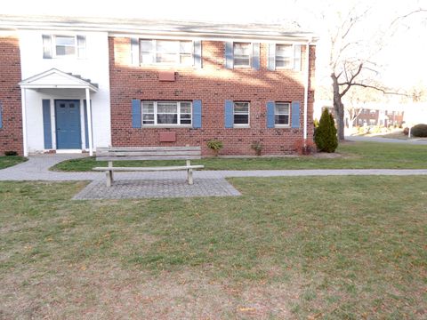 14 Colonial Drive APT A Rocky Hill CT 06067