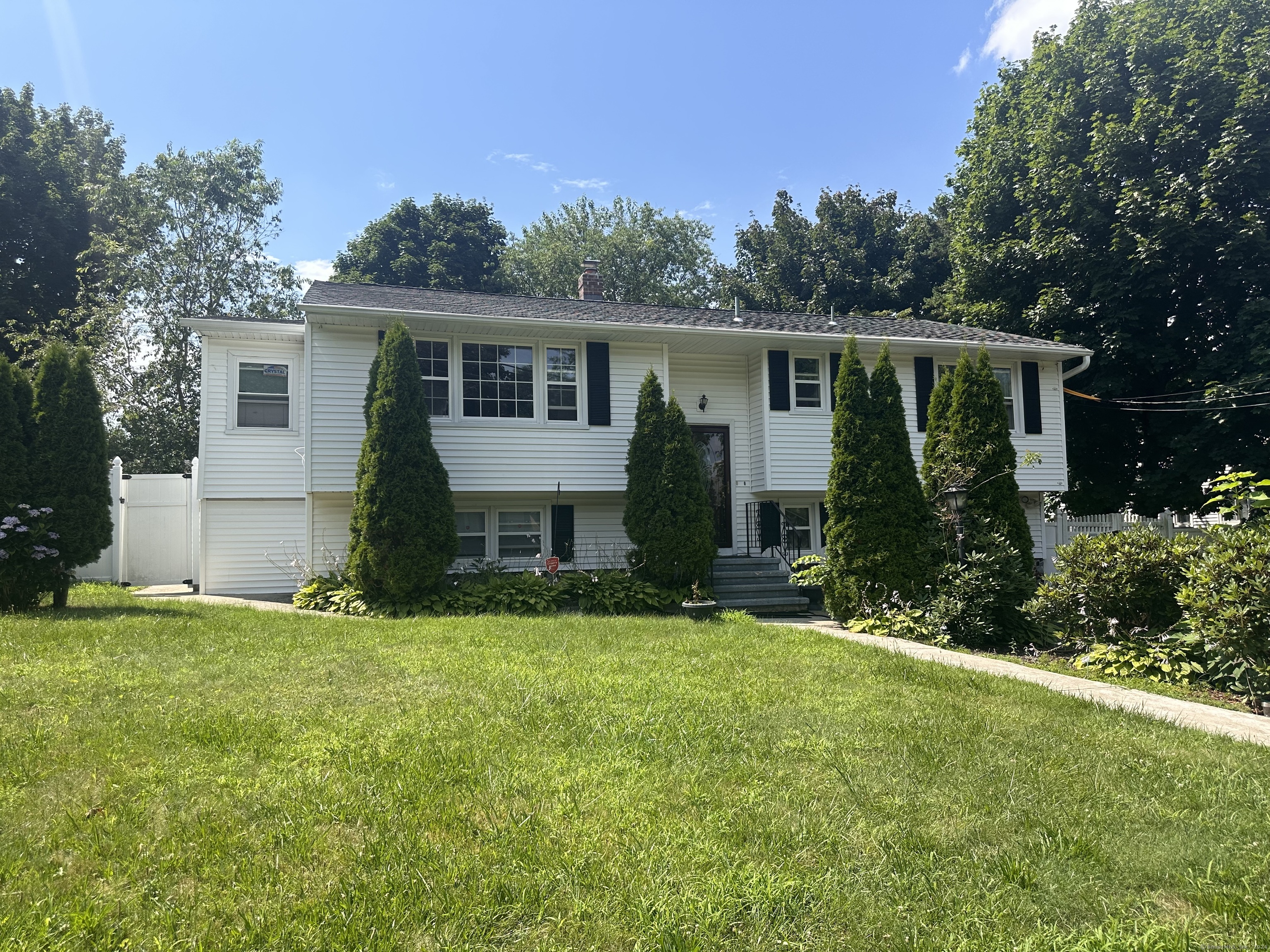 Rental Property at 58 Dale Street, East Haven, Connecticut - Bedrooms: 3 
Bathrooms: 2 
Rooms: 6  - $3,000 MO.