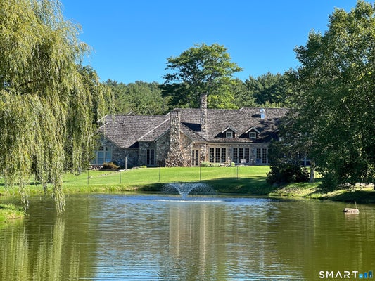 55 BISHOP LN, AVON, CT 06001 - Image b201cbe549a4be8f01a4679b69a8f8d7/4032628706