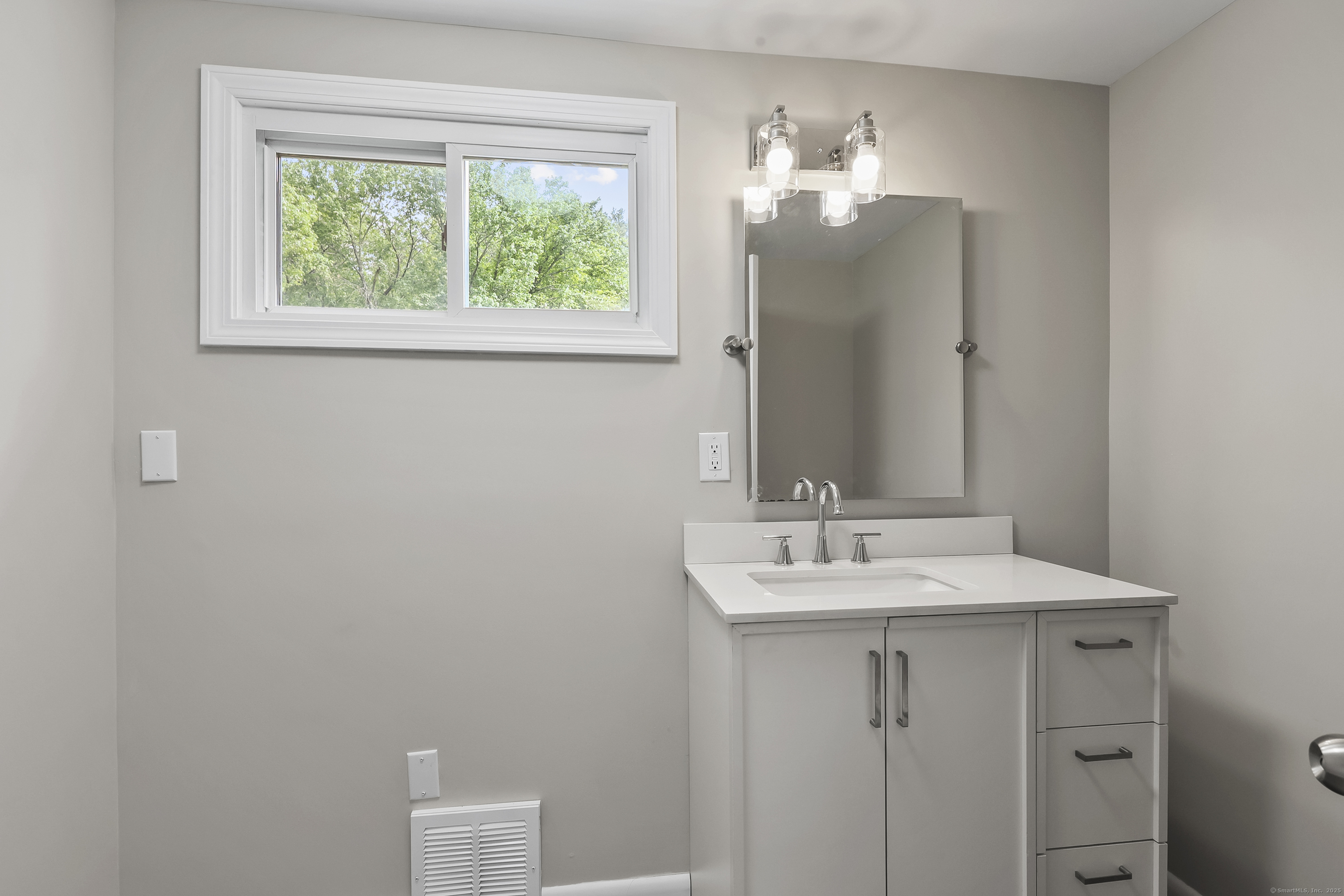 33 Jolley Road, Plainfield, Connecticut image 24