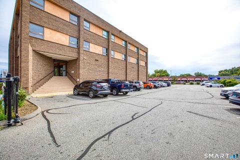 Tiny photo for 1229 Albany Avenue #404, Hartford, CT 06112 (MLS # 24212043)