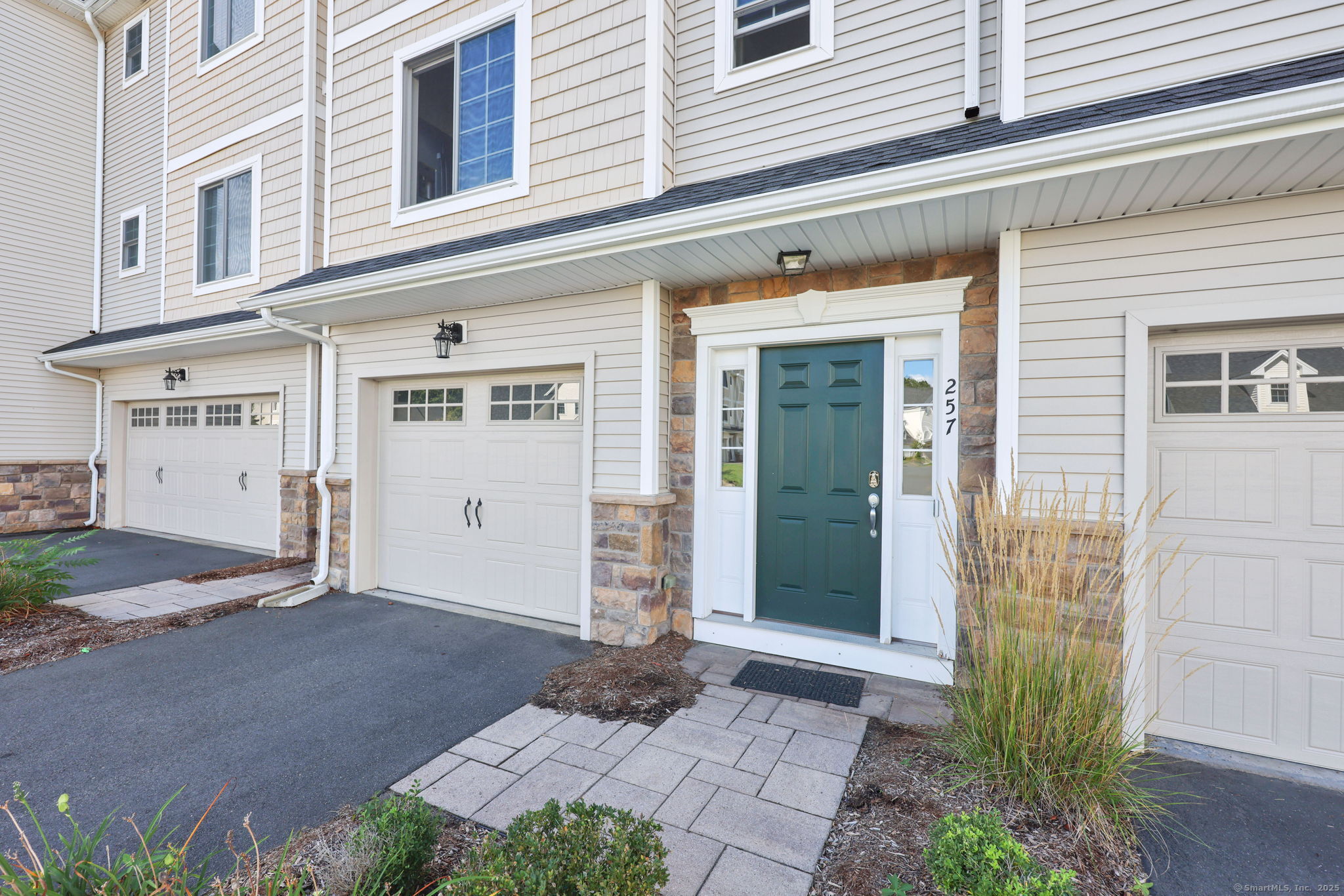 257 Pepin Place 257