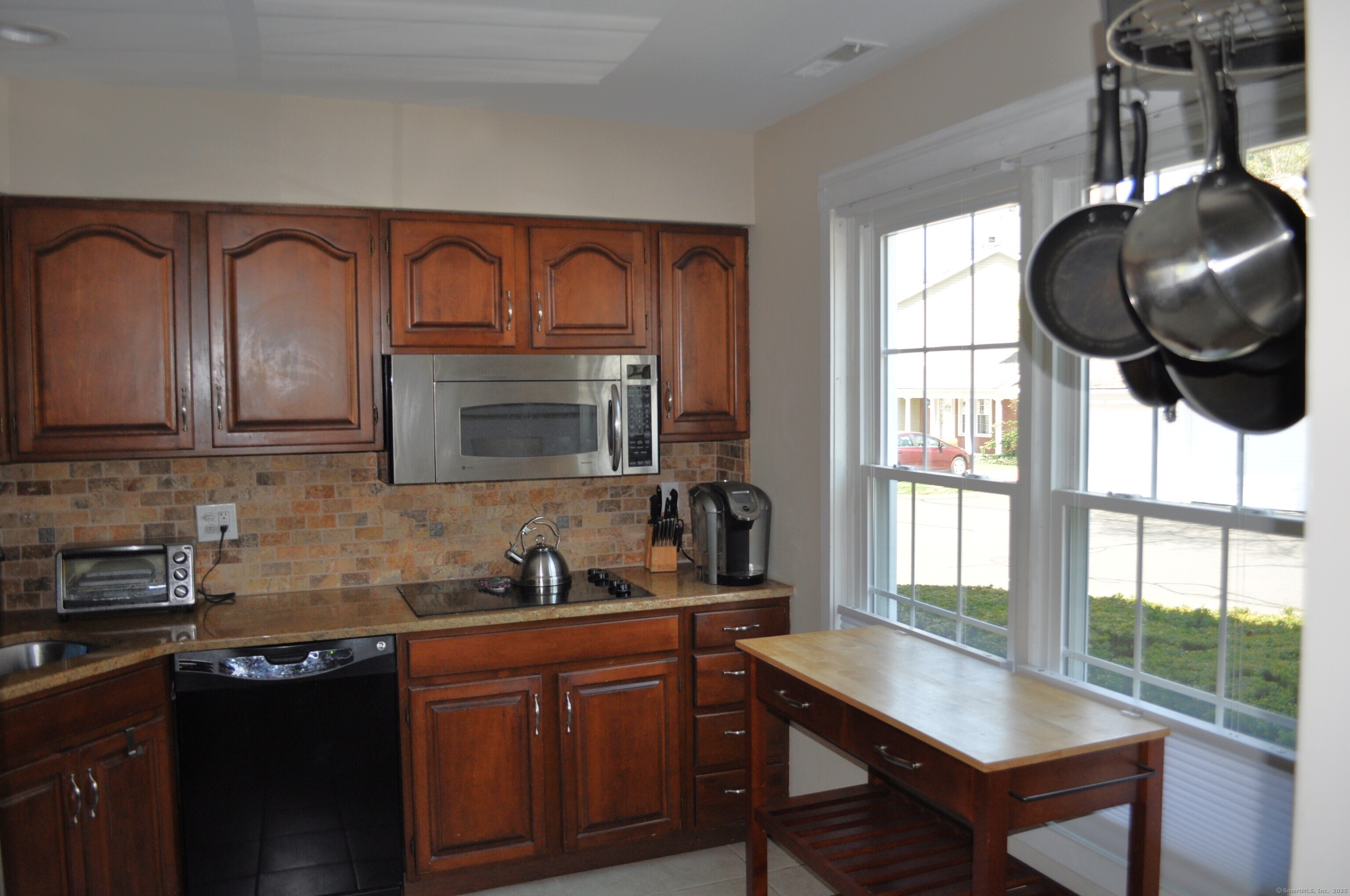 1 E Hayestown Road #142, Danbury, Connecticut image 7