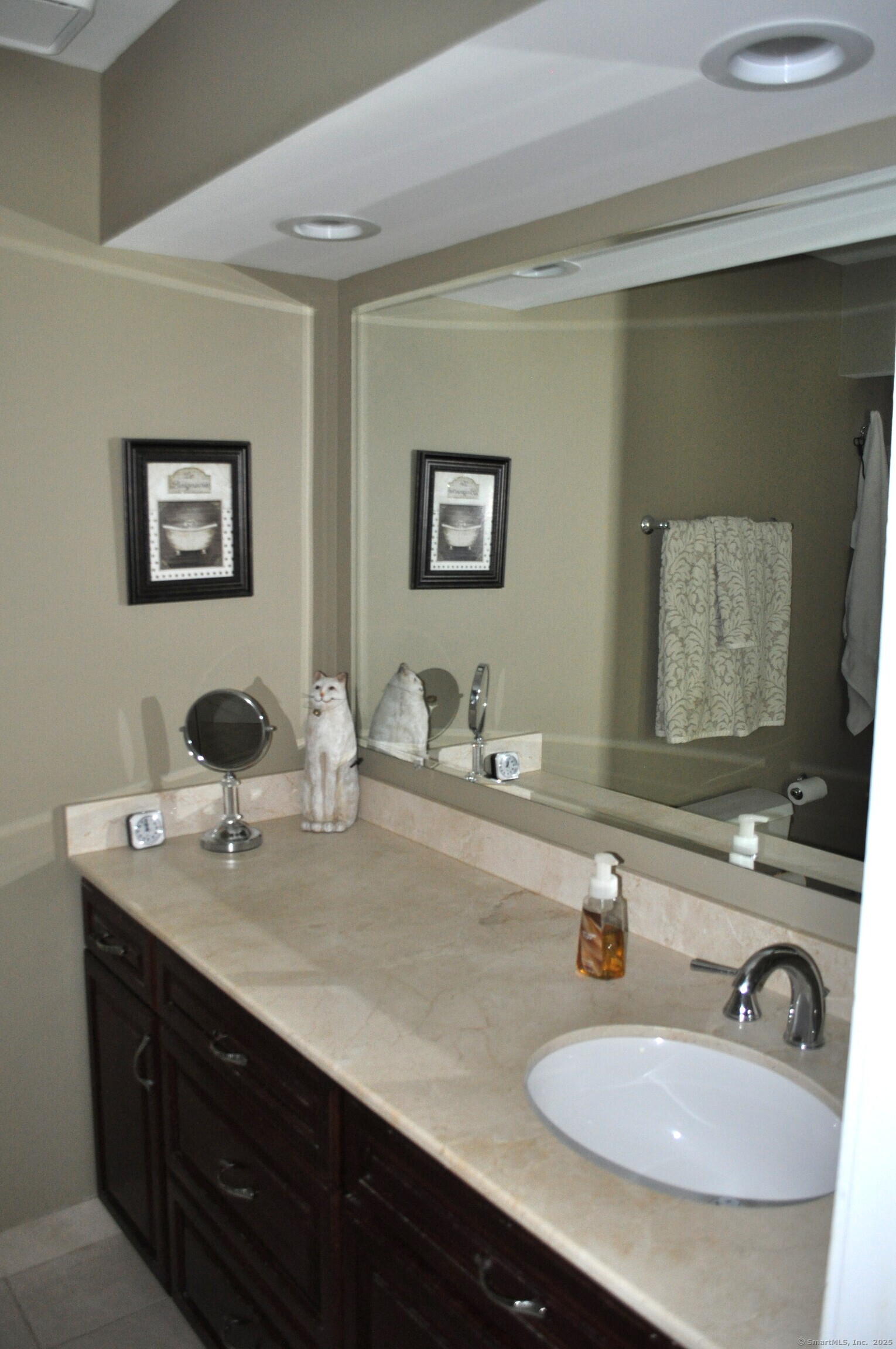 1 E Hayestown Road #142, Danbury, Connecticut image 24