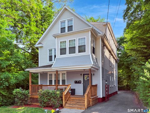 Photo of 40 Fairfield Street, New Haven, CT 06515 (MLS # 24178199)