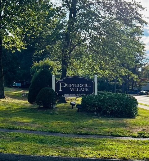 Photo of 254 Burgundy Hill Lane #254, Middletown, CT 06457 (MLS # 24123381)