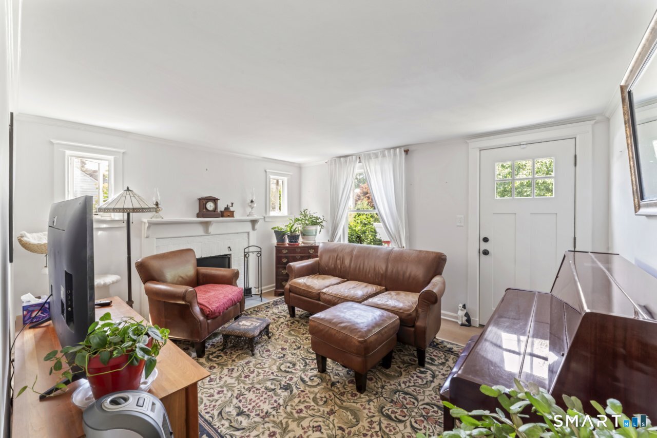 37 Cedar Crest Place