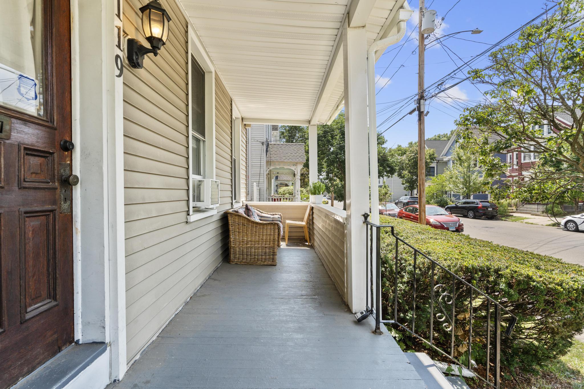 119 Foster Street