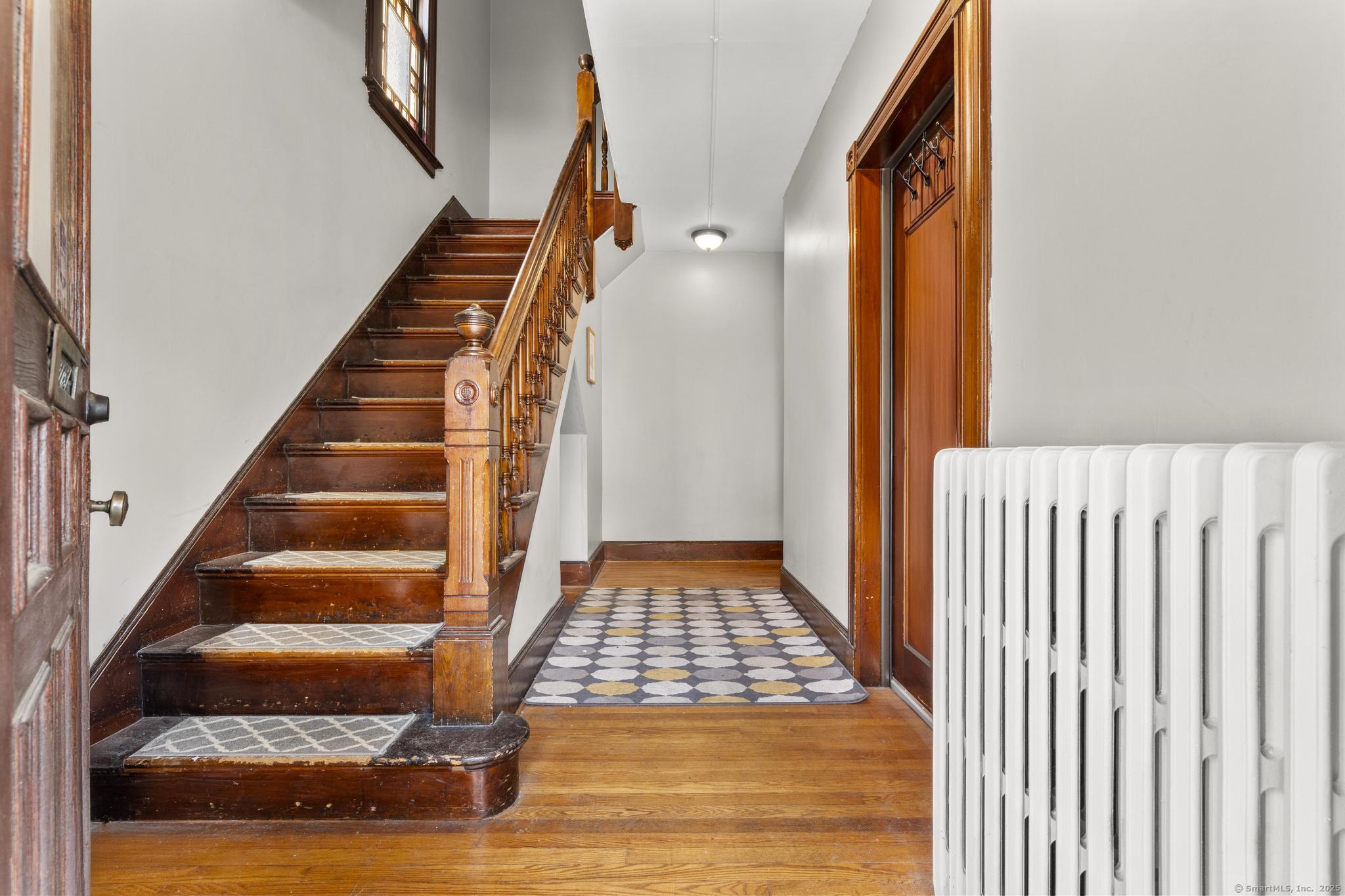 119 Foster Street