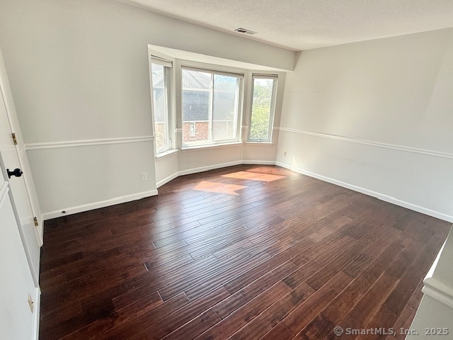 Stamford, Connecticut 06902, United States, 2 Bedrooms Bedrooms, ,3 BathroomsBathrooms,Residential,Active,200353