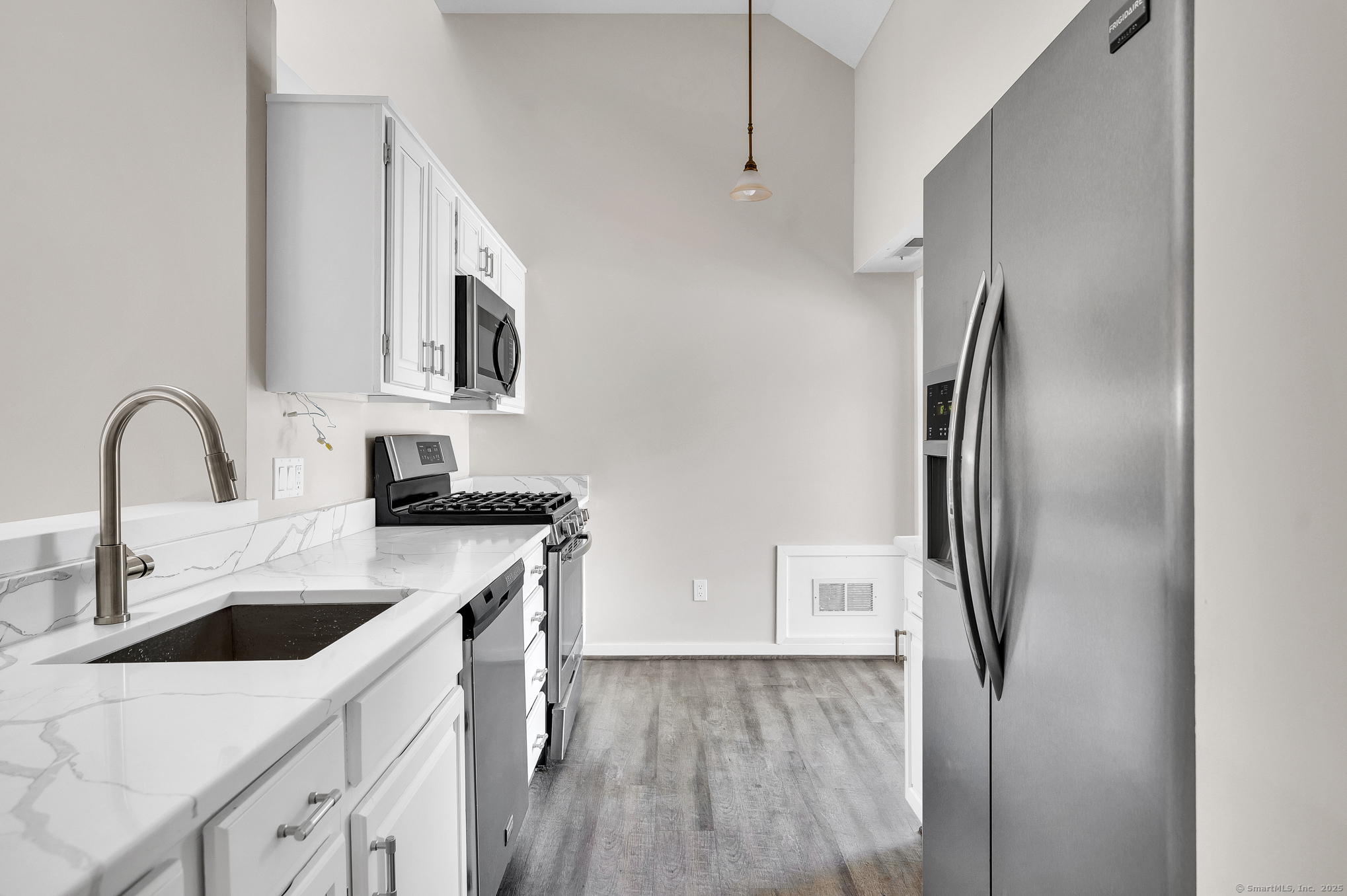 233 Mansfield Grove Road 306