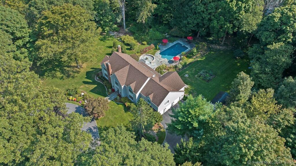 81 Silver Hill Road, Ridgefield, Connecticut image 1