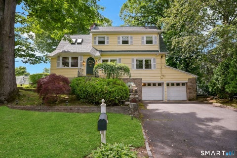 Homes For Sale - 52 Center Drive<br/> Greenwich, CT 06870