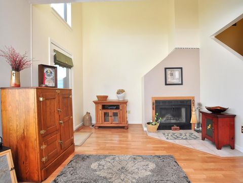 Tiny photo for 81 Silo Way #81, Bloomfield, CT 06002 (MLS # 24151413)