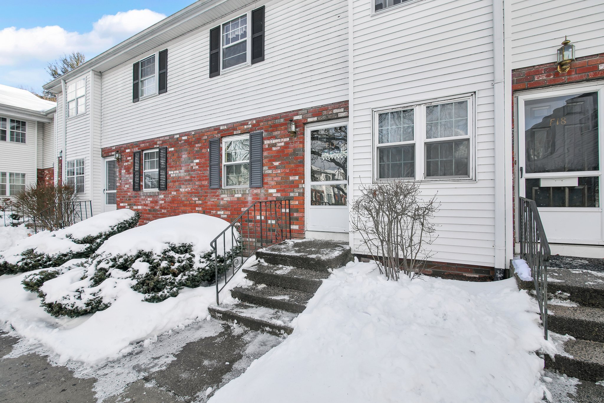 17 Bradley Circle #F, Enfield, Connecticut image 2