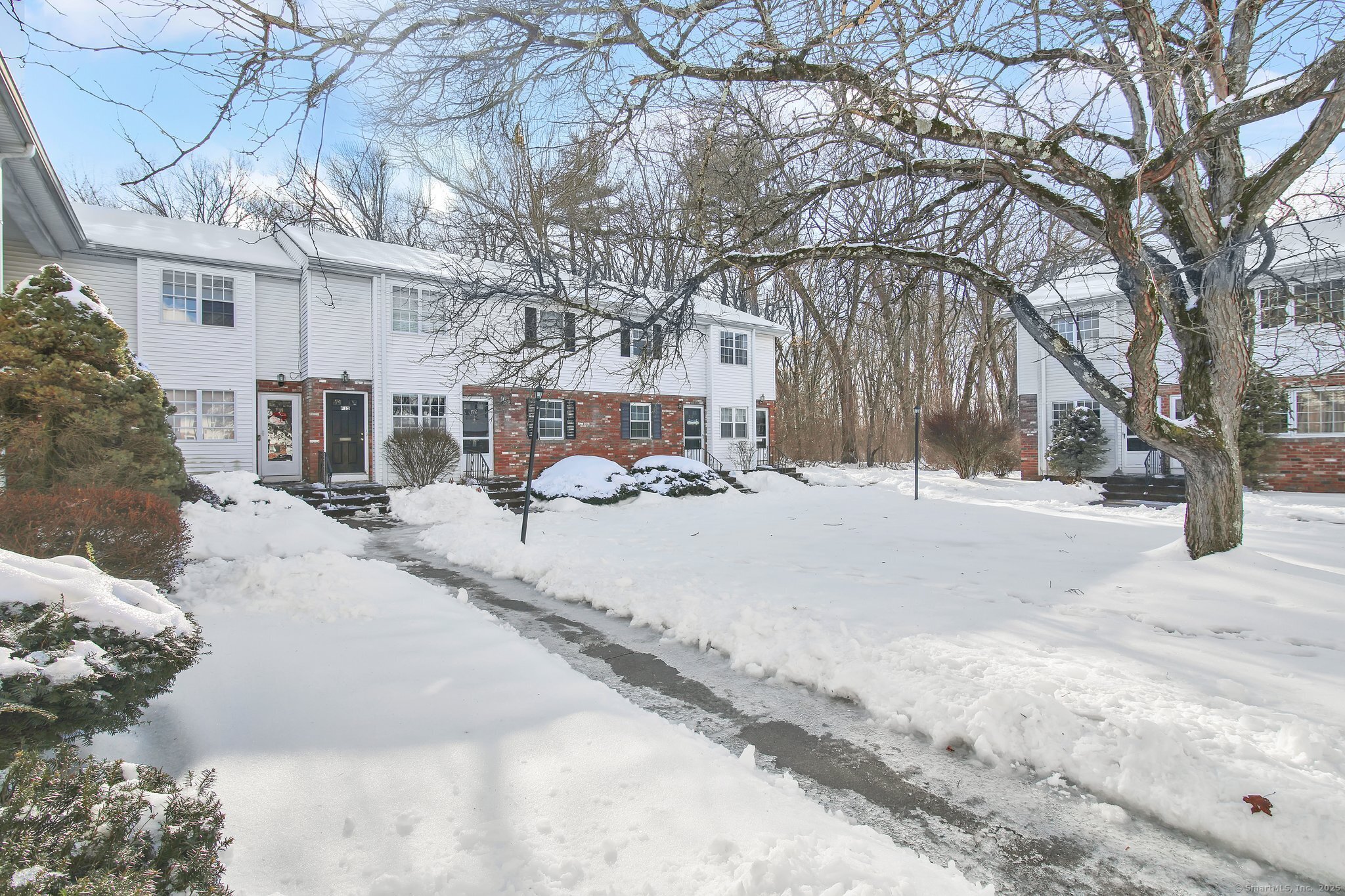17 Bradley Circle #F, Enfield, Connecticut image 35