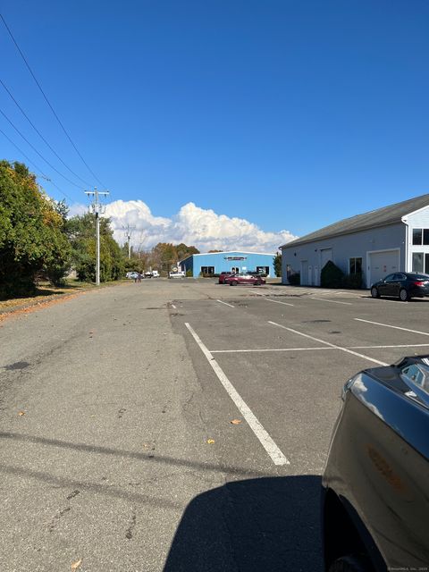 Tiny photo for 727 boston post rd Road #8, Guilford, CT 06437 (MLS # 24135101)