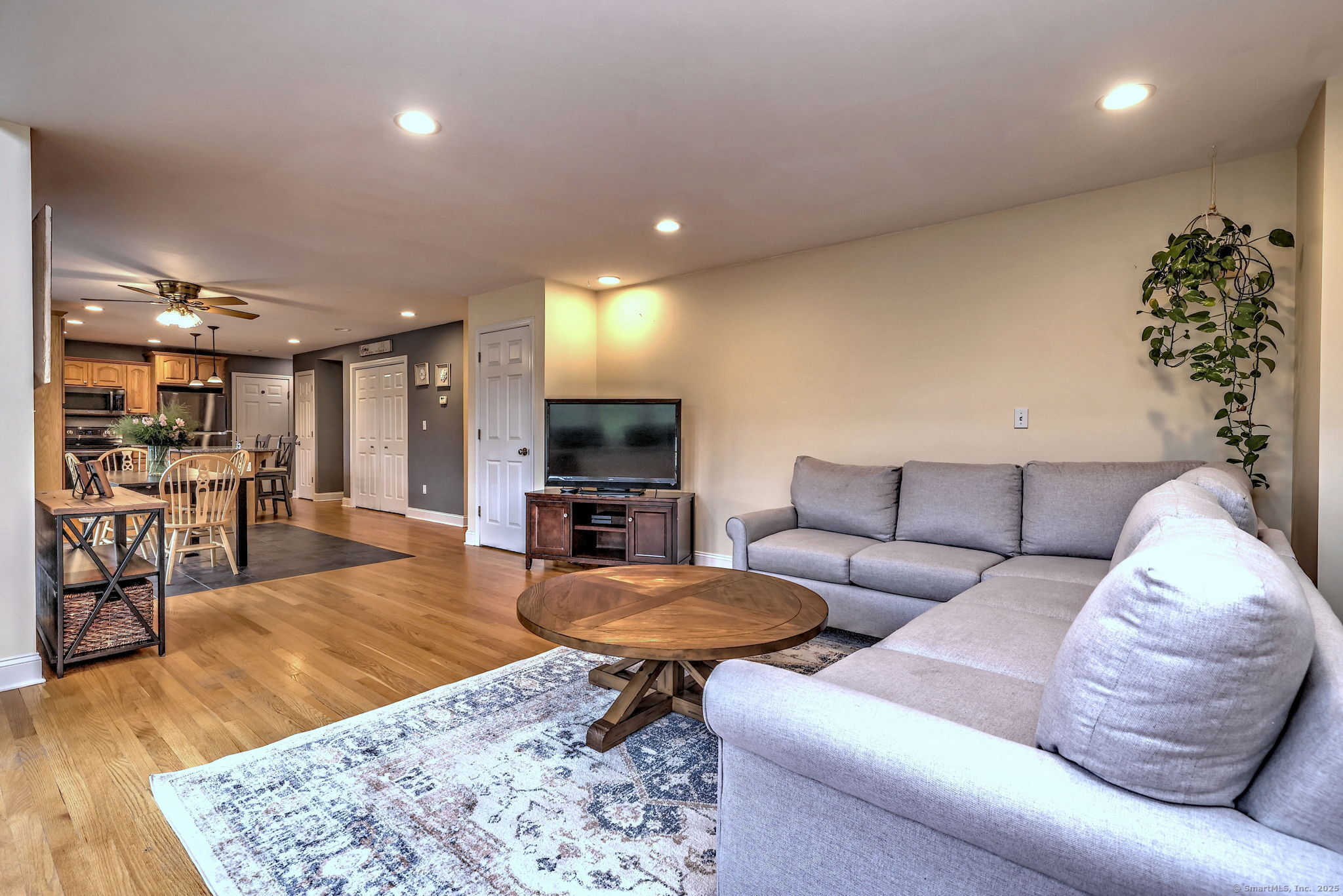 581 Chestnut Tree Hill Road, Oxford, Connecticut image 18
