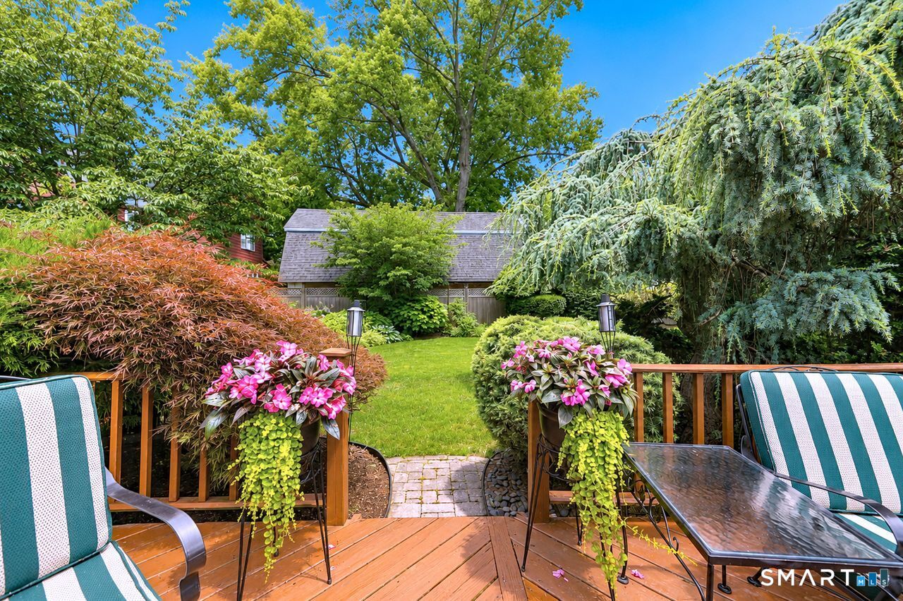 6 Harborside Drive