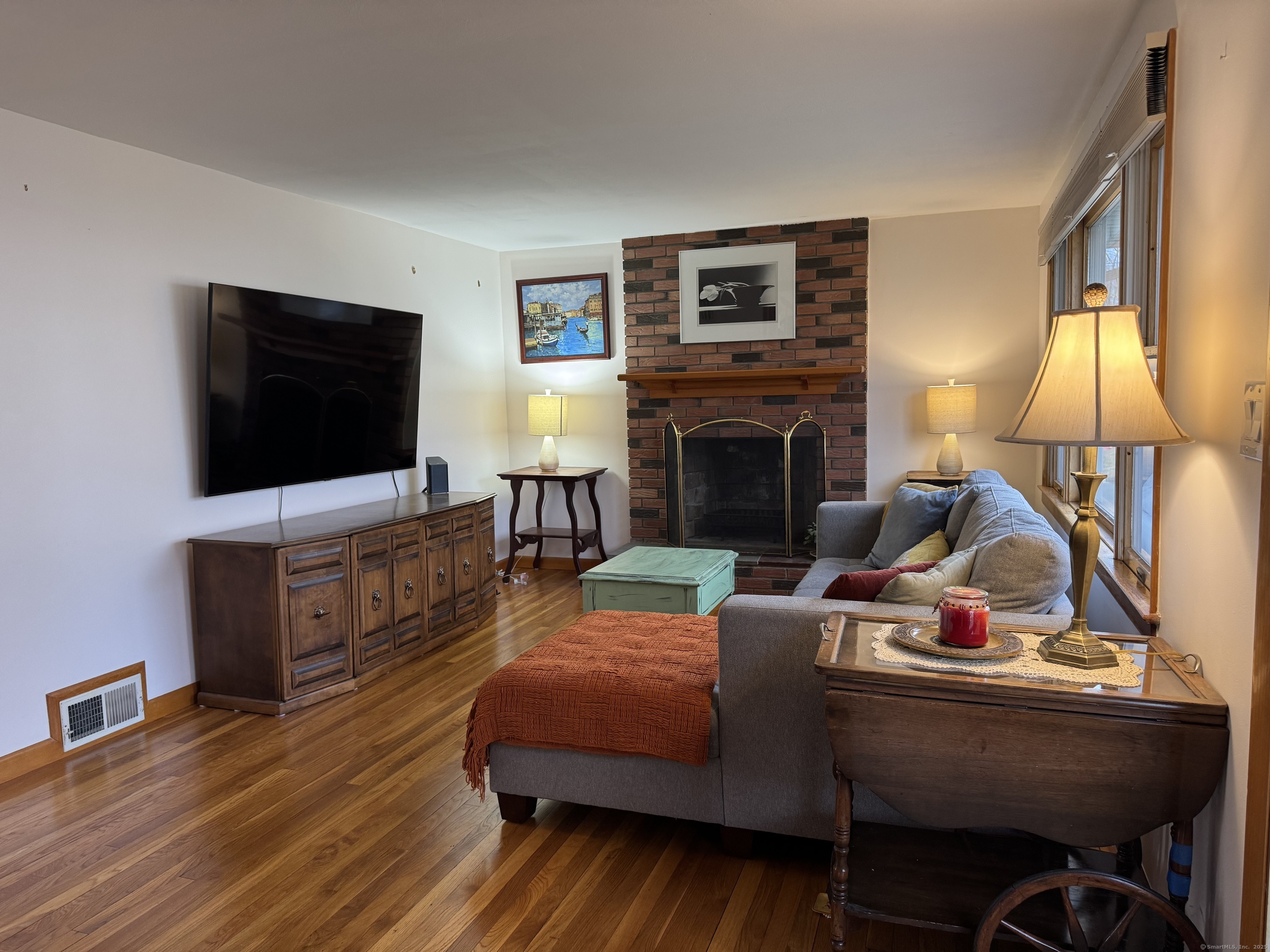 37 Sedgwick Road, East Hartford, Connecticut image 4