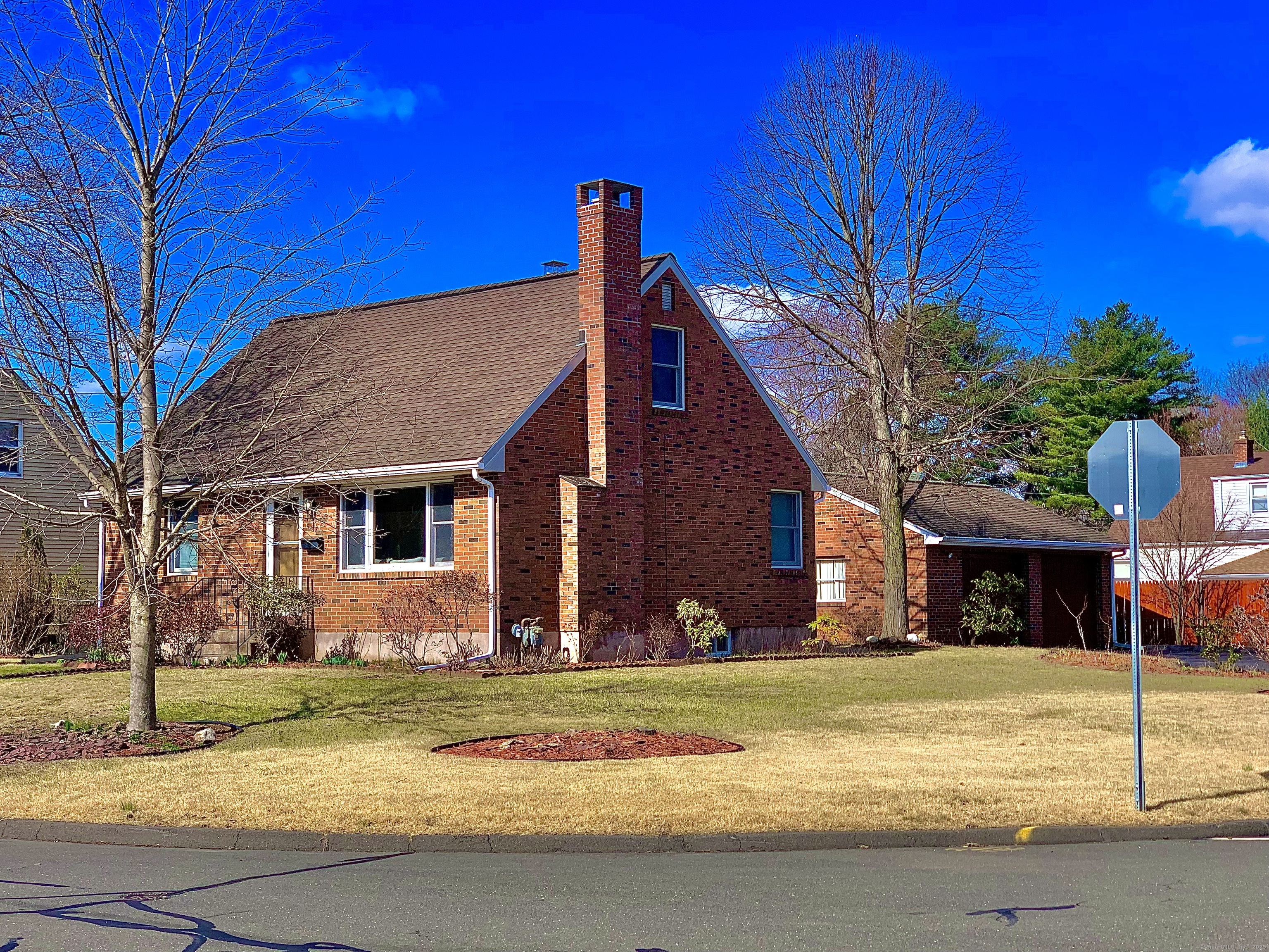 37 Sedgwick Road, East Hartford, Connecticut image 1