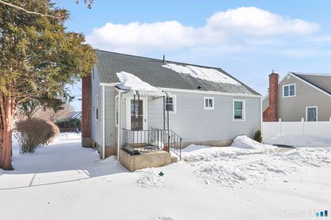 Tiny photo for 11 Stratfield Place, Bridgeport, CT 06606 (MLS # 24157702)