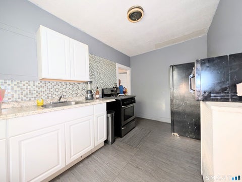 Tiny photo for 557 Wilmot Avenue #6, Bridgeport, CT 06607 (MLS # 24199474)