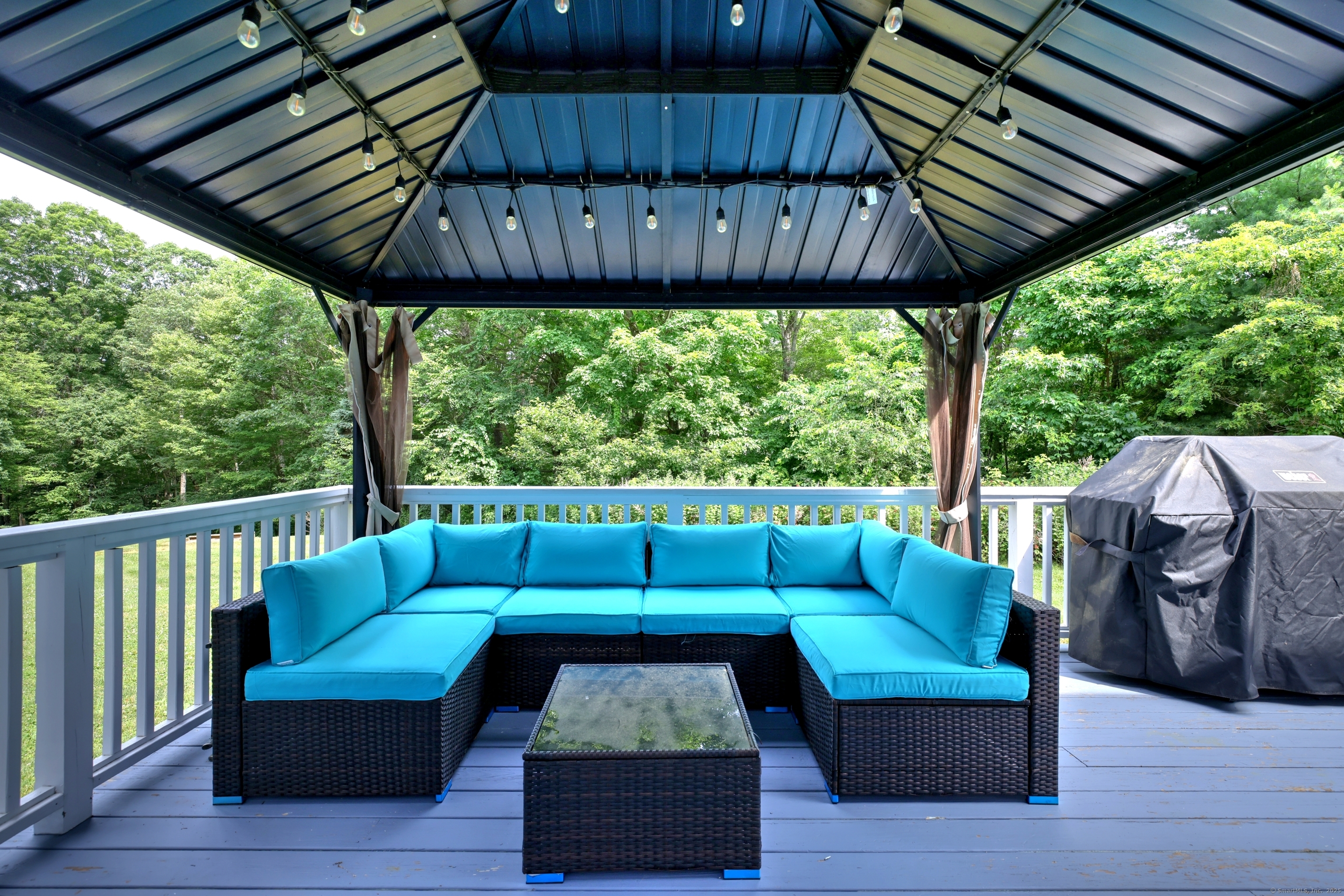 8 Dogwood Court